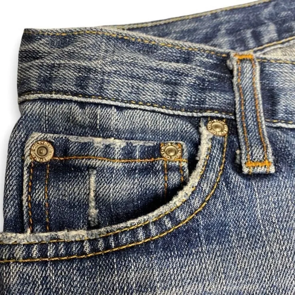 Blue Cult Boot cut Jeans that are slightly distressed size 29 - Picture 5 of 11